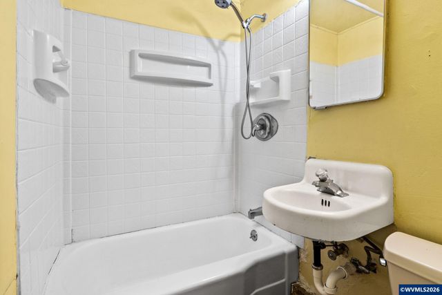 5150 SW Blueberry Dr, Corvallis, OR 97333