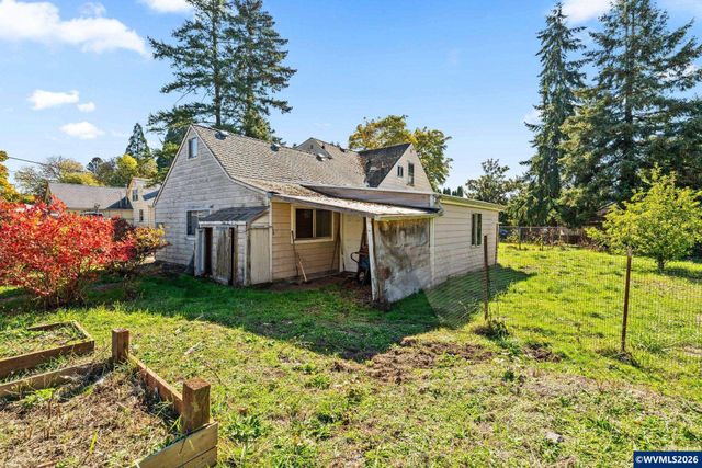 5150 SW Blueberry Dr, Corvallis, OR 97333