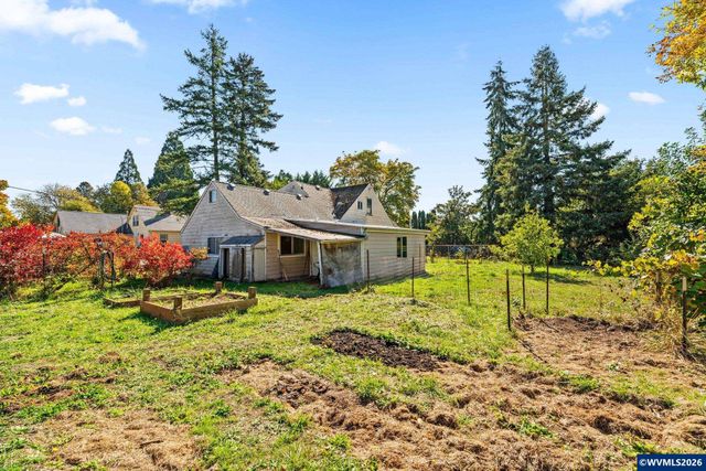 5150 SW Blueberry Dr, Corvallis, OR 97333