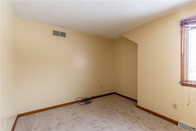 47 John Paul Ct Court, Buffalo, NY 14206