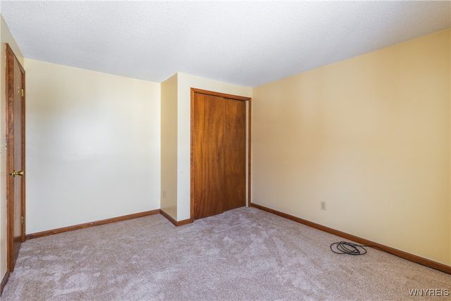 47 John Paul Ct Court, Buffalo, NY 14206