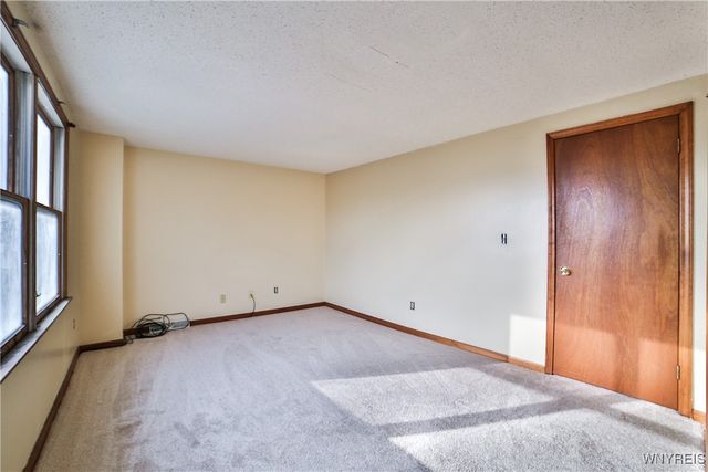 47 John Paul Ct Court, Buffalo, NY 14206