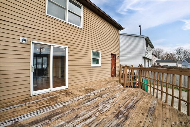 47 John Paul Ct Court, Buffalo, NY 14206