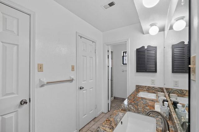 9810 Halliford Drive, Houston, TX 77031