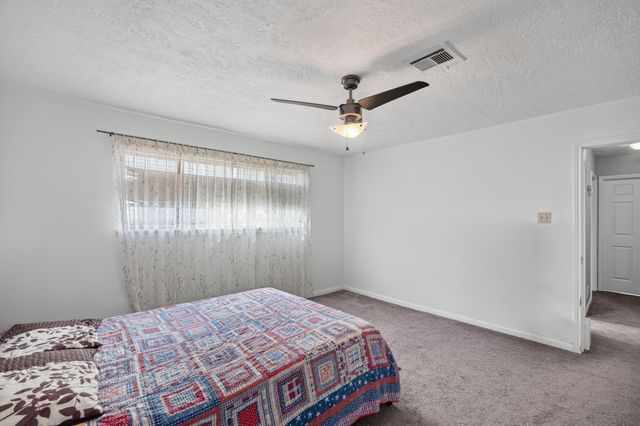 9810 Halliford Drive, Houston, TX 77031