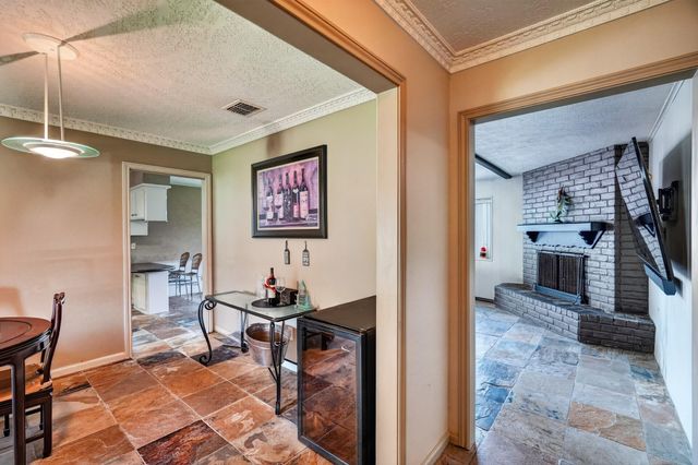 9810 Halliford Drive, Houston, TX 77031