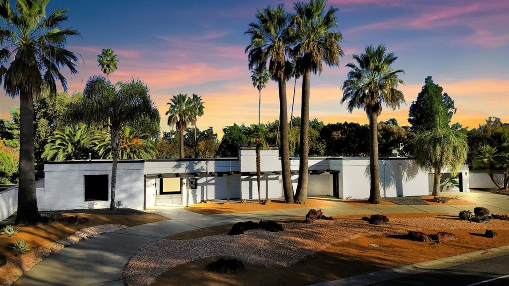 44366 Clubhouse Dr, El Macero, CA 95618