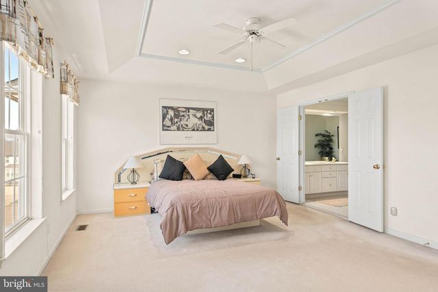 10 ALMOND CT, Lafayette Hill, PA 19444