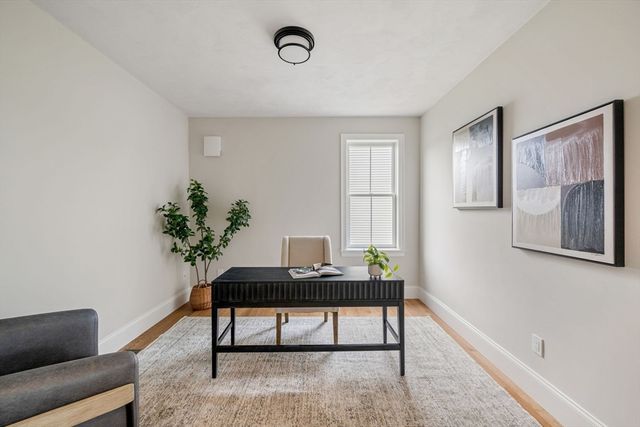 4 Narragansett Dr, West Bridgewater, MA 02379