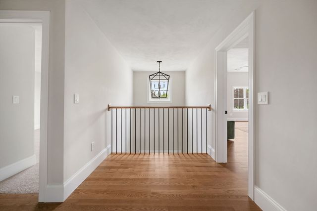 4 Narragansett Dr, West Bridgewater, MA 02379
