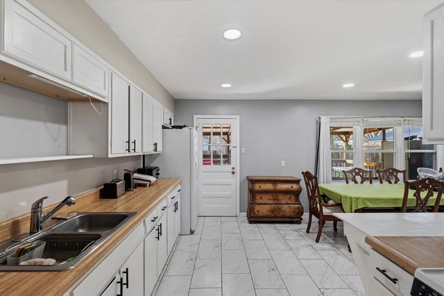 3339 S PERKINS RD, Memphis, TN 38118