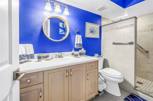 6001 BAHIA DEL MAR CIRCLE 328, St Petersburg, FL 33715