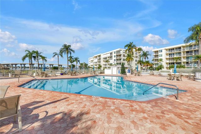 6001 BAHIA DEL MAR CIRCLE 328, St Petersburg, FL 33715