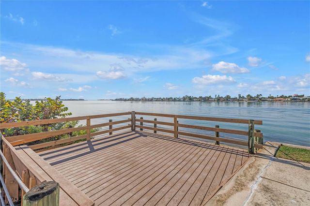 6001 BAHIA DEL MAR CIRCLE 328, St Petersburg, FL 33715