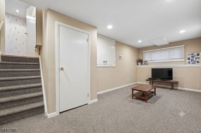 3 Shelley Ter, West Orange Twp., NJ 07052