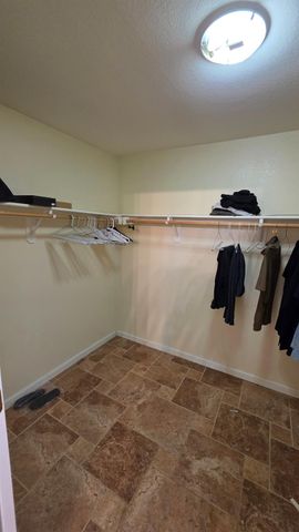 1167 Royal Blue Dr, Stockton, CA 95206