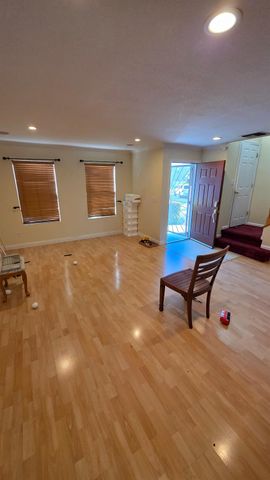 1167 Royal Blue Dr, Stockton, CA 95206