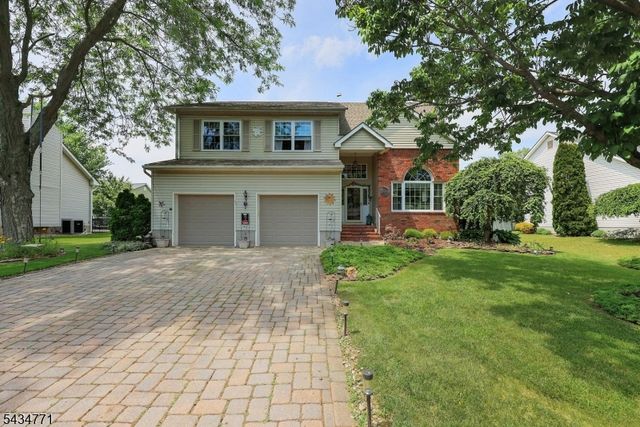 9 Lane Rd, Hillsborough Twp., NJ 08844