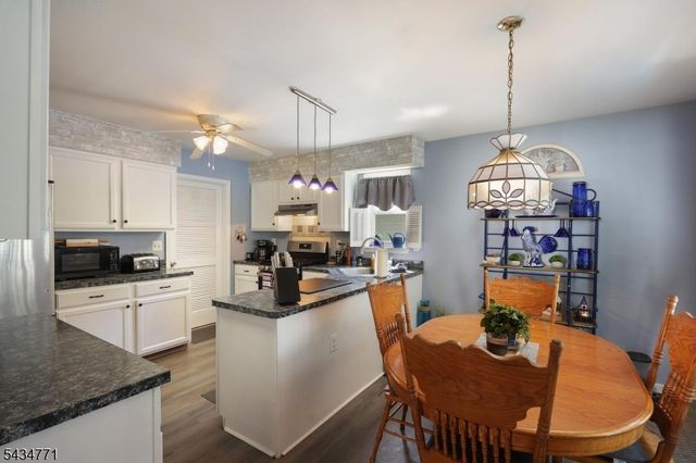 9 Lane Rd, Hillsborough Twp., NJ 08844