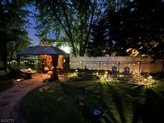 9 Lane Rd, Hillsborough Twp., NJ 08844