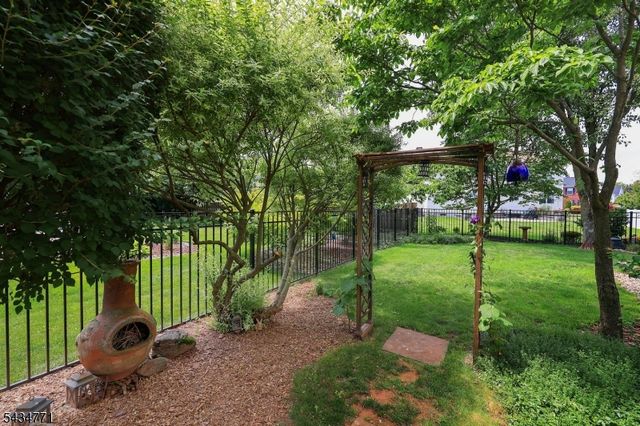 9 Lane Rd, Hillsborough Twp., NJ 08844