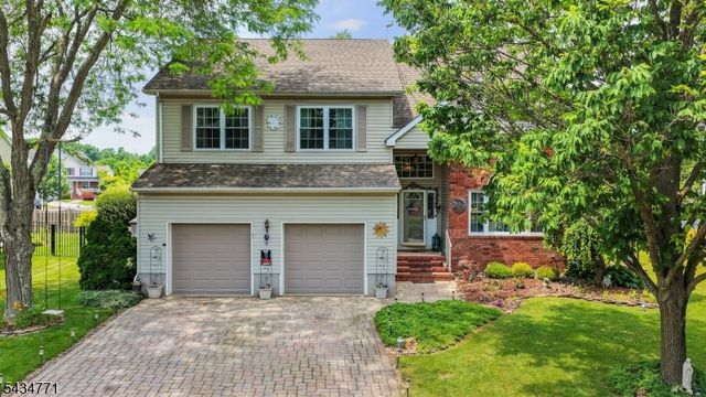 9 Lane Rd, Hillsborough Twp., NJ 08844
