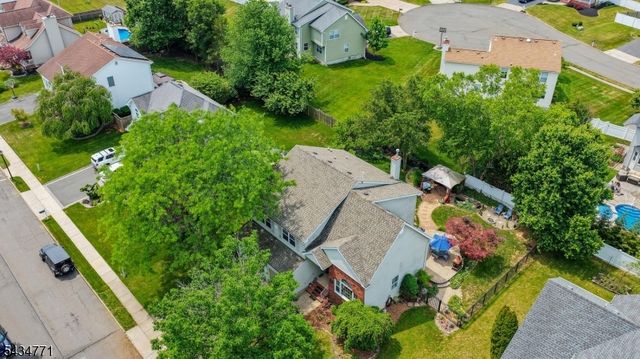 9 Lane Rd, Hillsborough Twp., NJ 08844