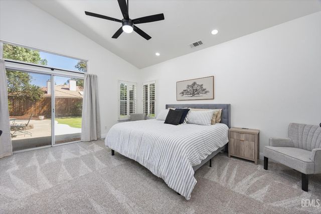 7412 Feather River Drive, Bakersfield, CA 93308