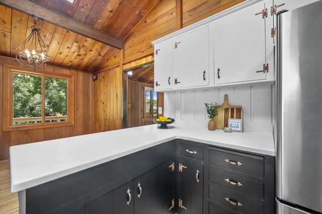 126 E Oak Crest DRIVE, Wales, WI 53183
