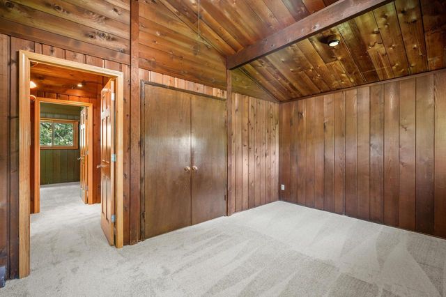 126 E Oak Crest DRIVE, Wales, WI 53183