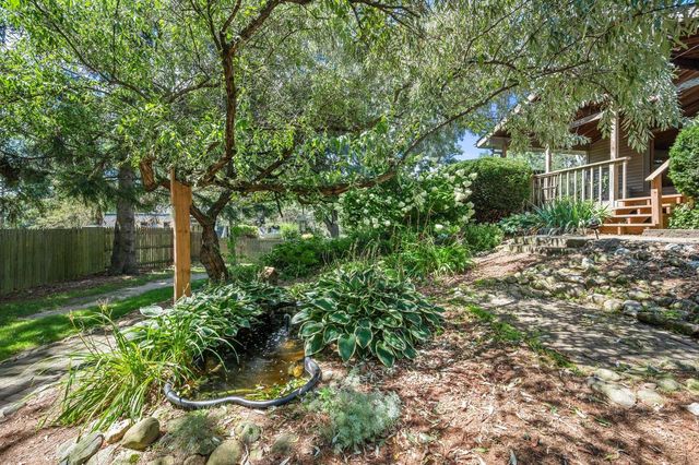 126 E Oak Crest DRIVE, Wales, WI 53183
