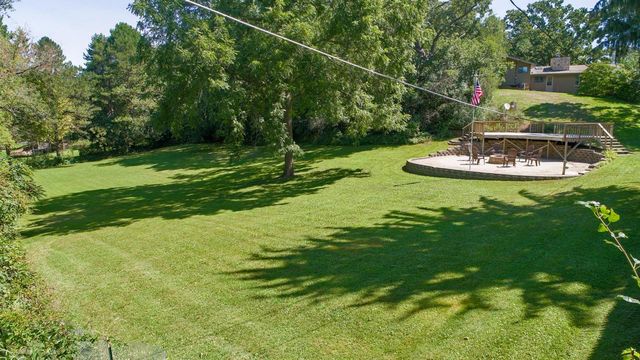 126 E Oak Crest DRIVE, Wales, WI 53183
