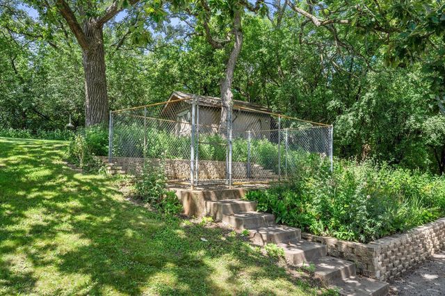 126 E Oak Crest DRIVE, Wales, WI 53183