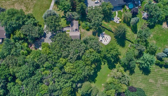 126 E Oak Crest DRIVE, Wales, WI 53183