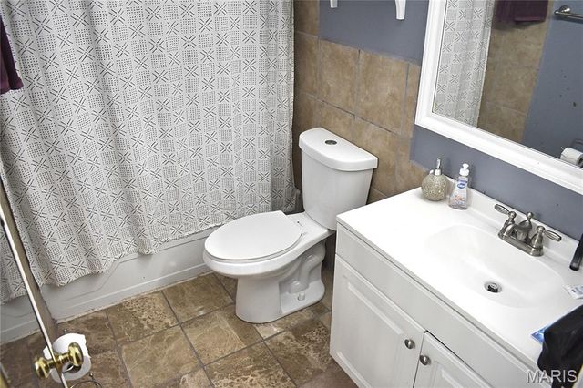 9038 Villaridge Court, St Louis, MO 63123