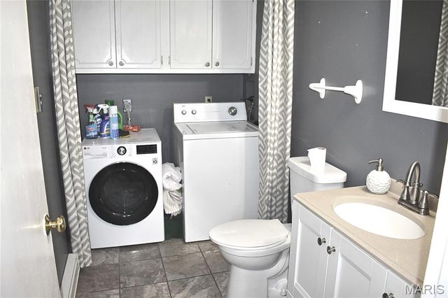 9038 Villaridge Court, St Louis, MO 63123