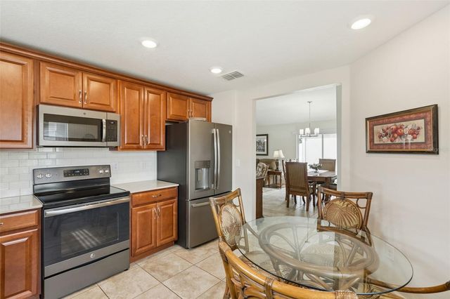 3342 RALEIGH DRIVE, Winter Haven, FL 33884