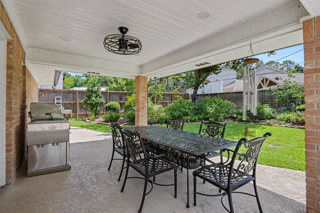 14226 Indian Wells Drive, Houston, TX 77069