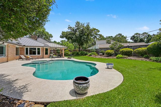 14226 Indian Wells Drive, Houston, TX 77069