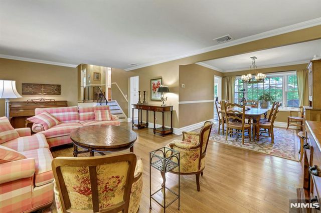 598 Whitenack Road, River Vale, NJ 07675