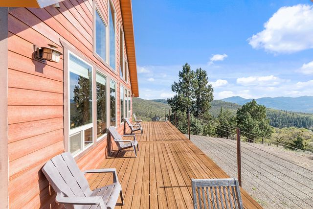 12673 Highway 99 S, Ashland, OR 97520