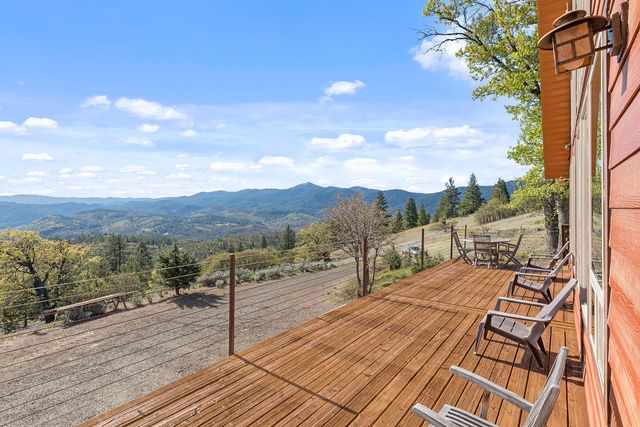 12673 Highway 99 S, Ashland, OR 97520