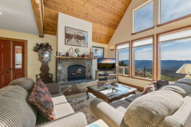 12673 Highway 99 S, Ashland, OR 97520