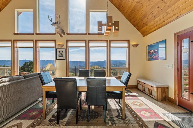 12673 Highway 99 S, Ashland, OR 97520