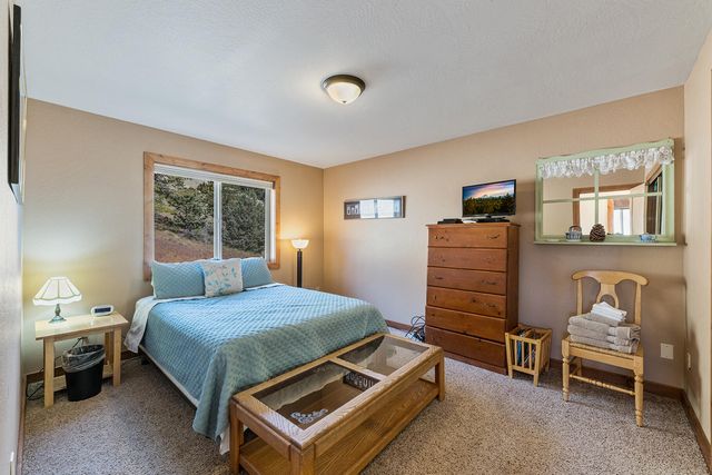 12673 Highway 99 S, Ashland, OR 97520