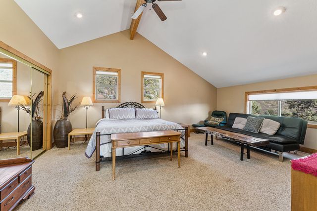 12673 Highway 99 S, Ashland, OR 97520
