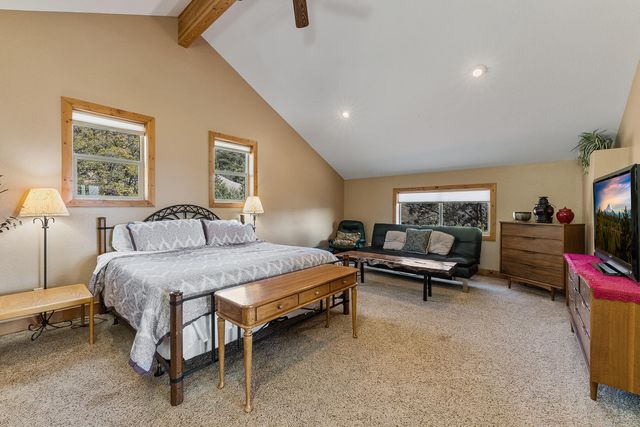 12673 Highway 99 S, Ashland, OR 97520