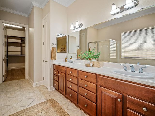 2695 Kingfisher Ln, Lincoln, CA 95648