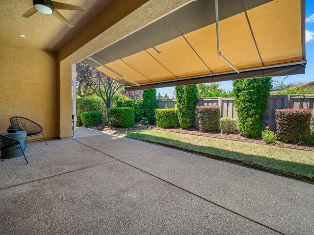 2695 Kingfisher Ln, Lincoln, CA 95648