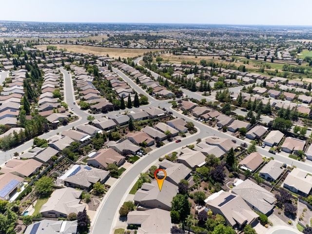 2695 Kingfisher Ln, Lincoln, CA 95648